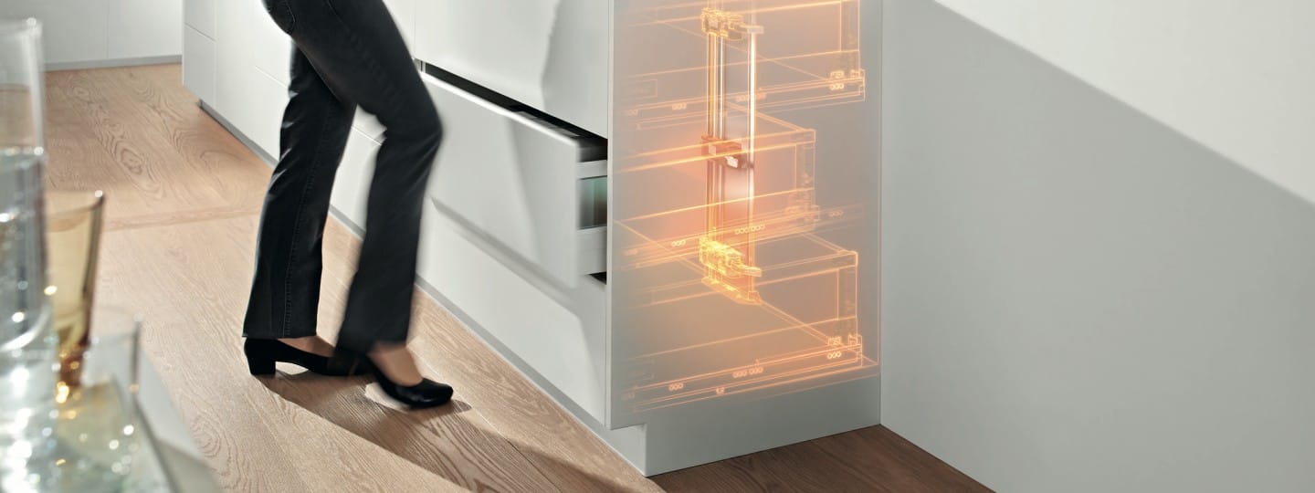 Äly+ Blum Servodrive